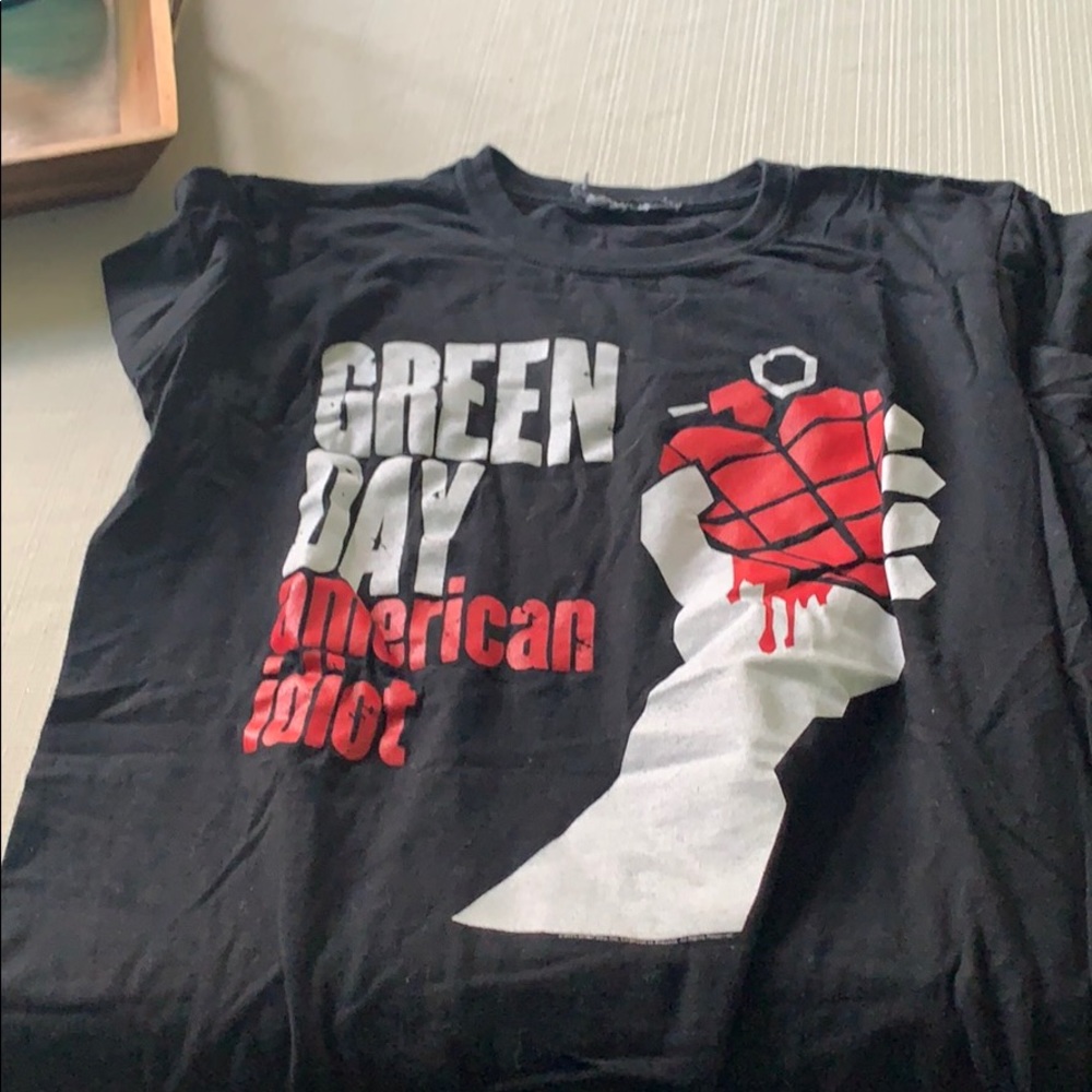Graphic Tee Green Day